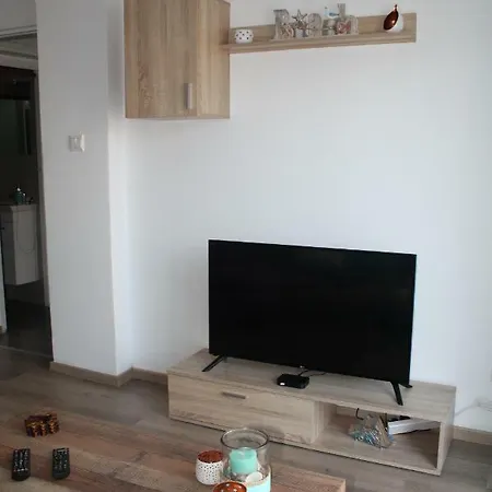 Apartment By The Sea 2