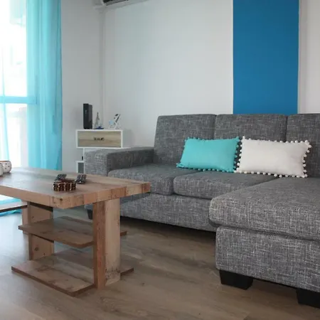 Apartment By The Sea 2
