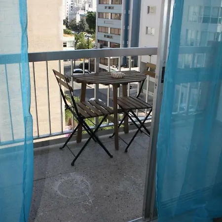 By The Sea 2 Apartment