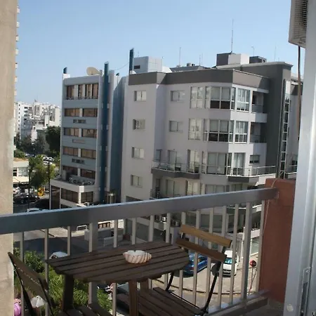 By The Sea 2 Apartment