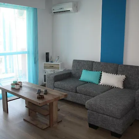 By The Sea 2 Apartment *