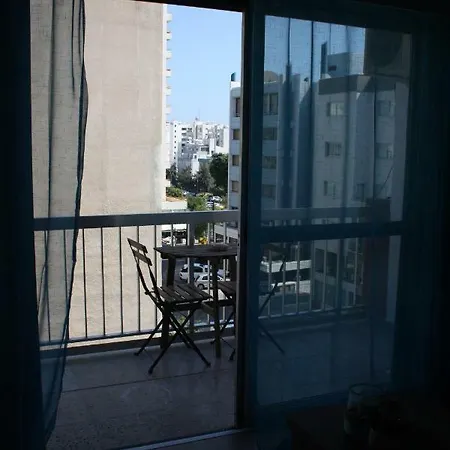 By The Sea 2 Apartment *